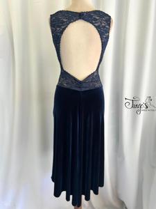 Annette dress in blue velvet and glitter lace- 6925e34adcd11