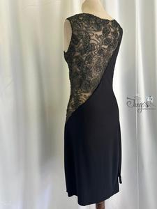 Abito Delmara con pregiato pizzo ricamato