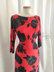 Dress Sonia with sleeves in black roses fabric, black split and 3/4 sleeves