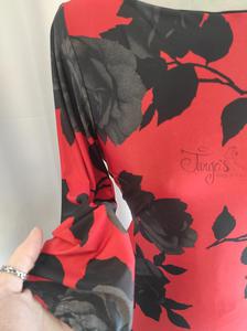 Dress Sonia with sleeves in black roses fabric, black split and 3/4 sleeves