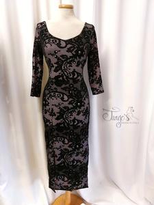 Dress Sonia in flocked fabric with slit