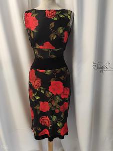 Completo gonna Katia e top Romi rose rosse