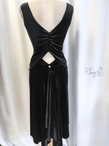 Heli black velvet skirt