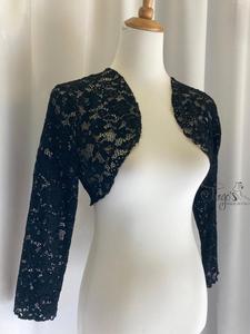 Coprispalle in pizzo nero