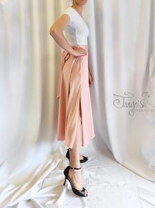 Wrap skirt Orfea in rose blush satin