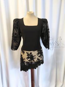 Maglia lunga Morena con tulle ricamato
