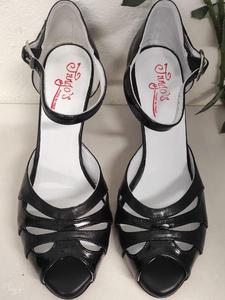 Scarpa Laura pelle e vernice nera - Tacco 8,5cm
