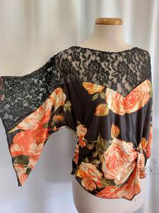 Top Oda pizzo e fiori arancio